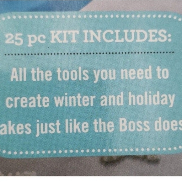NEW CAKE BOSS 25 Pc WINTER  HOLIDAY  CAKE DECORATING KIT 25 PCS. - Picture 2 of 4